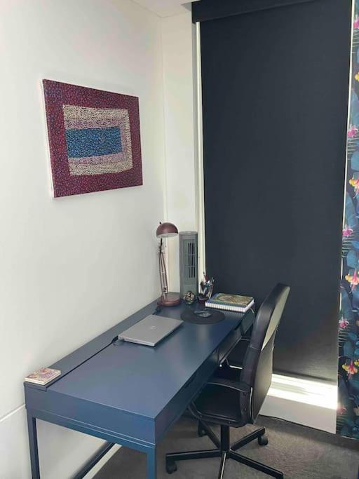 Modern Spacious 3 Bedroom Penthouse In Enmore